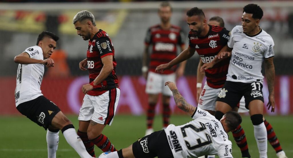 Pinup Flamengo vs Corinthians