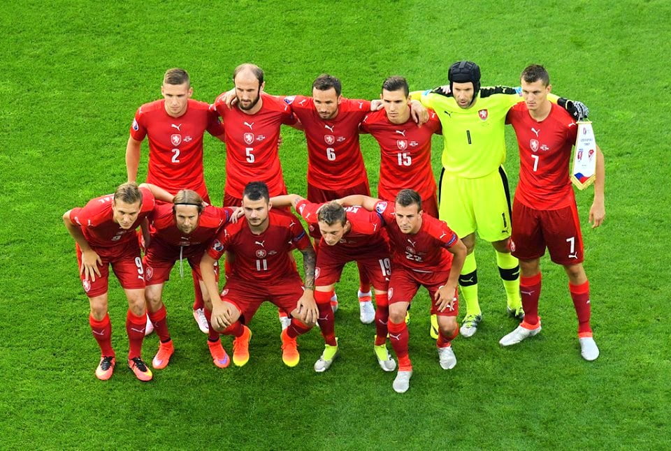 juegaenlinea checa vs albania