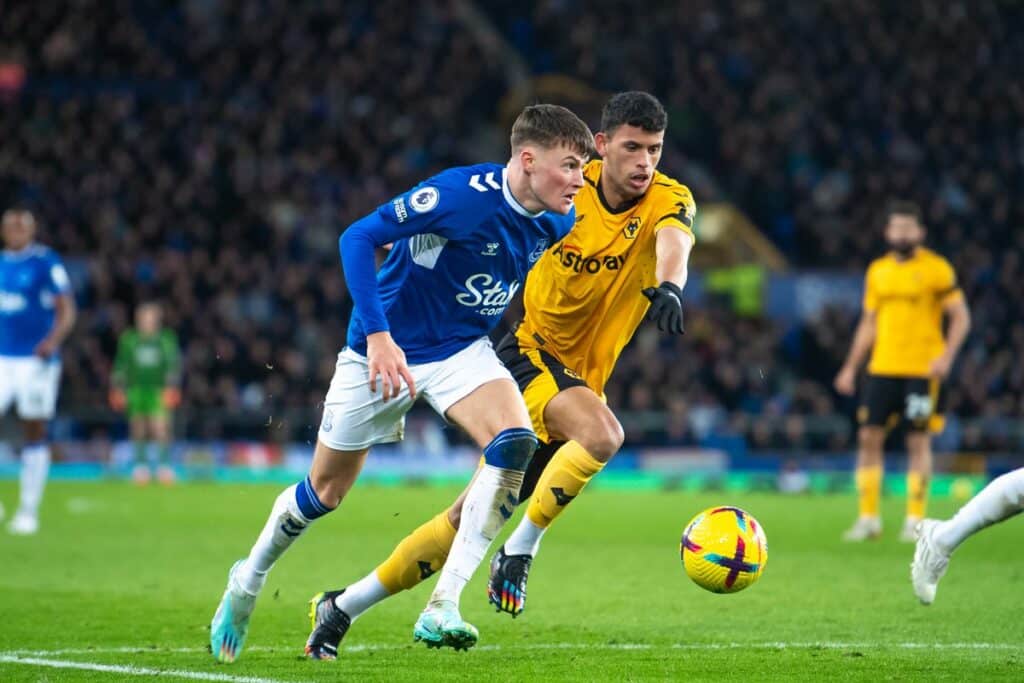 betrivers wolves vs everton